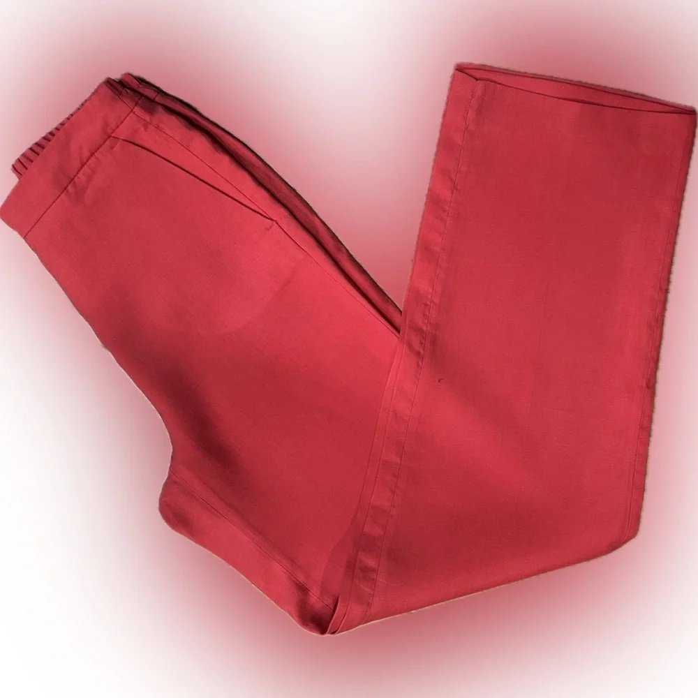 NWOT Zara SZ XS red pant w/front pockets, single faux rear pocket, waist 26”-28”